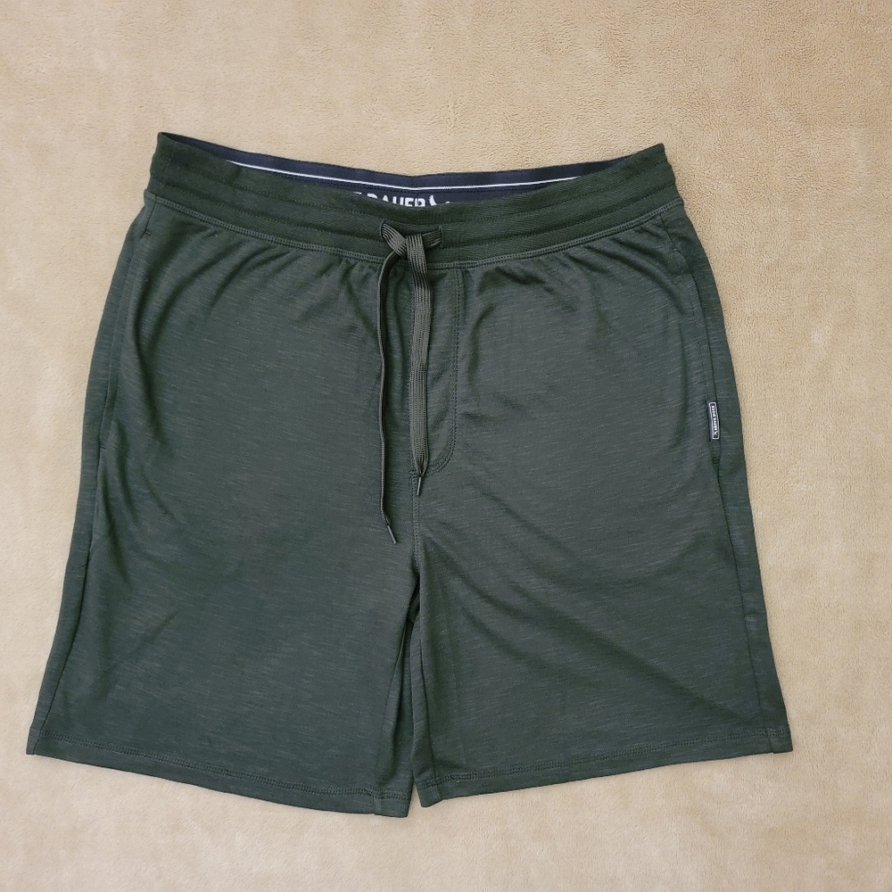 Eddie Bauer Men's Green Lounge Shorts Lightweight Elastic Waist NWOT Size M